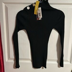 Rib knit twisted top